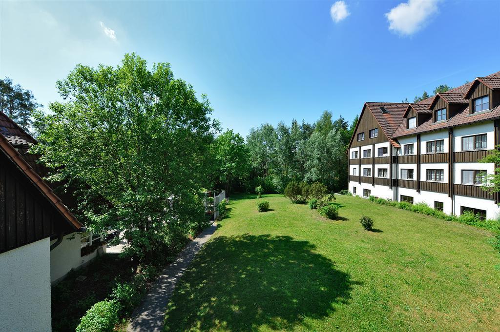 Hotel Sonnenhof Pleinfeld Exterior photo