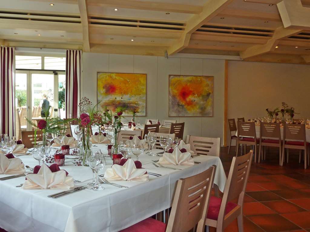 Hotel Sonnenhof Pleinfeld Restaurant photo